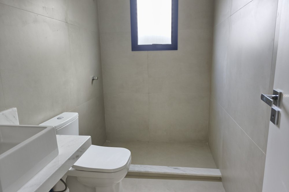 Rua Amazonas, N. 247, Agua Verde, Curitiba, 0 , 0 ,0,Triplex,Venda,Agua Verde,Amazonas,0,1076