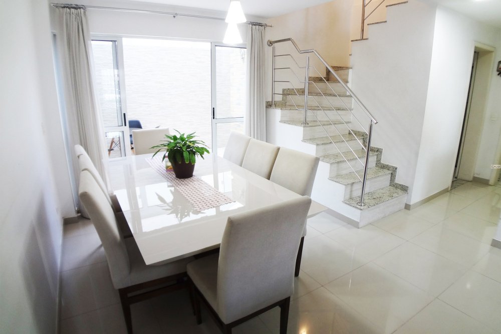 Rua Jornalista Reinaldo Dacheux Pereira, N. 194, Neoville, Curitiba, 0 , 0 ,0,Triplex,Venda,Neoville,Jornalista Reinaldo Dacheux Pereira,0,1078