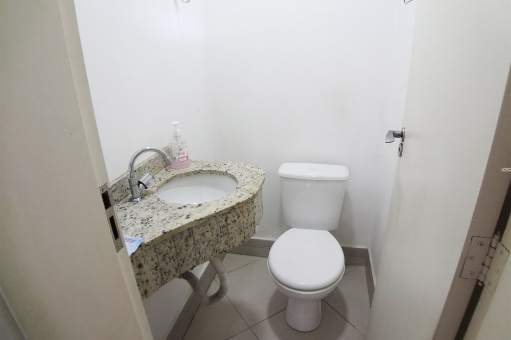 Rua Jornalista Reinaldo Dacheux Pereira, N. 194, Neoville, Curitiba, 0 , 0 ,0,Triplex,Venda,Neoville,Jornalista Reinaldo Dacheux Pereira,0,1078